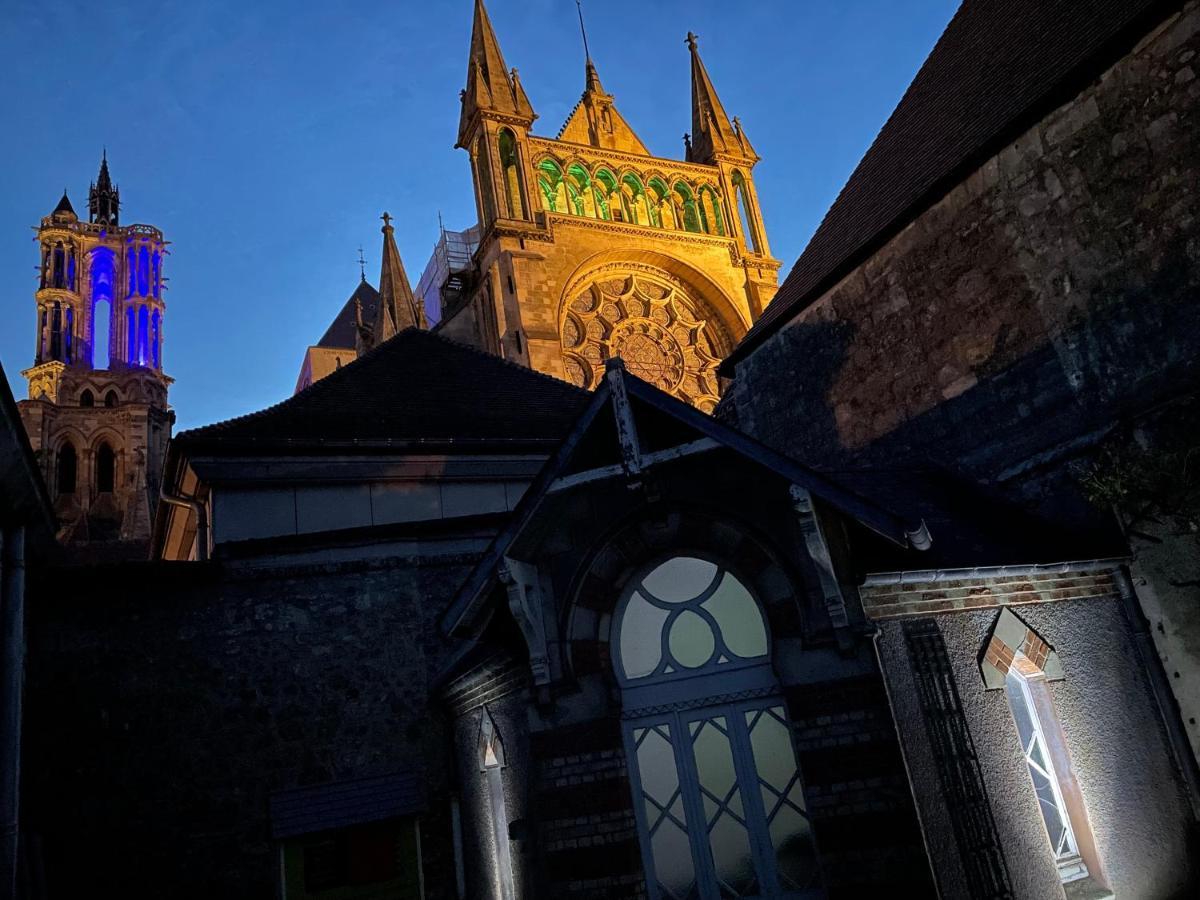 Les Hotes D'Eloise Laon Exterior photo