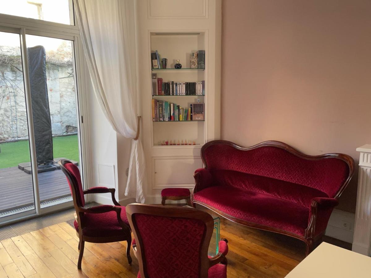 Les Hotes D'Eloise Laon Exterior photo