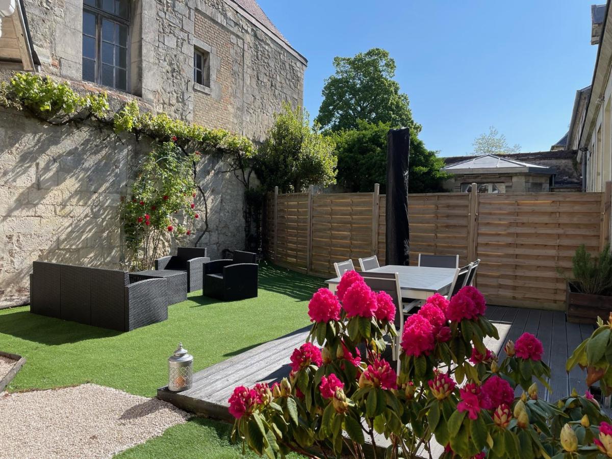 Les Hotes D'Eloise Laon Exterior photo